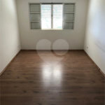 Casa Térrea à venda com 4 quartos, sendo 2 suítes, em Roseira, Mairiporã, SP