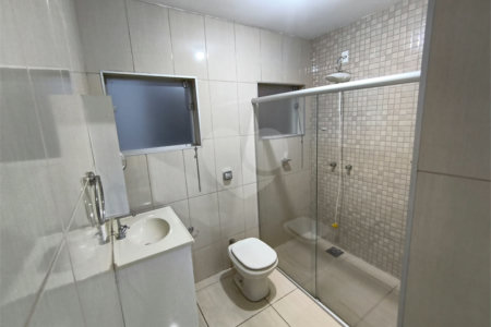 Casa à venda com 7 quartos, sendo 2 suítes,  no Centro, Itapetininga, SP