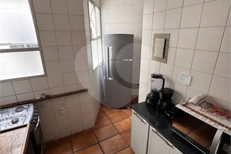 Apartamento à venda com 3 quartos, sendo 1 suíte,  em Vila Nova, Cabo Frio, RJ