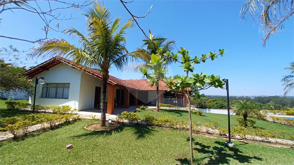 Casa à venda com 3 quartos, sendo 1 suíte, no condomínio Santa Inês, Itu - SP