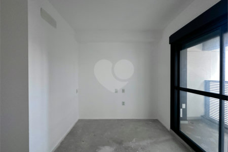 Apartamento à venda com 1 quarto em Jardim das Acácias, São Paulo, SP