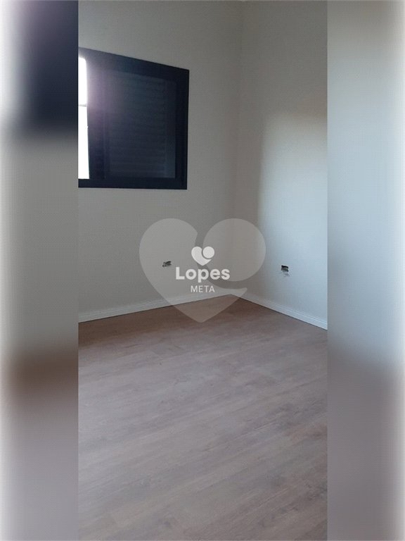 Casa à venda com 3 quartos, sendo 1 suíte, no condomínio Residencial Malibu, Caçapava - SP