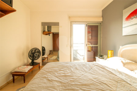 Apartamento à venda com 3 quartos, sendo 1 suíte, em Alto da Boa Vista, São Paulo, SP