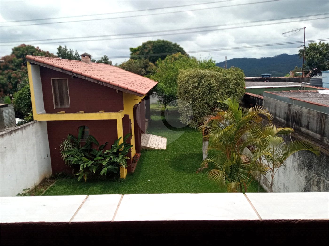 Casa à venda com 4 quartos, sendo 1 suíte,  em Vila Bela Flor, Mogi das Cruzes, SP