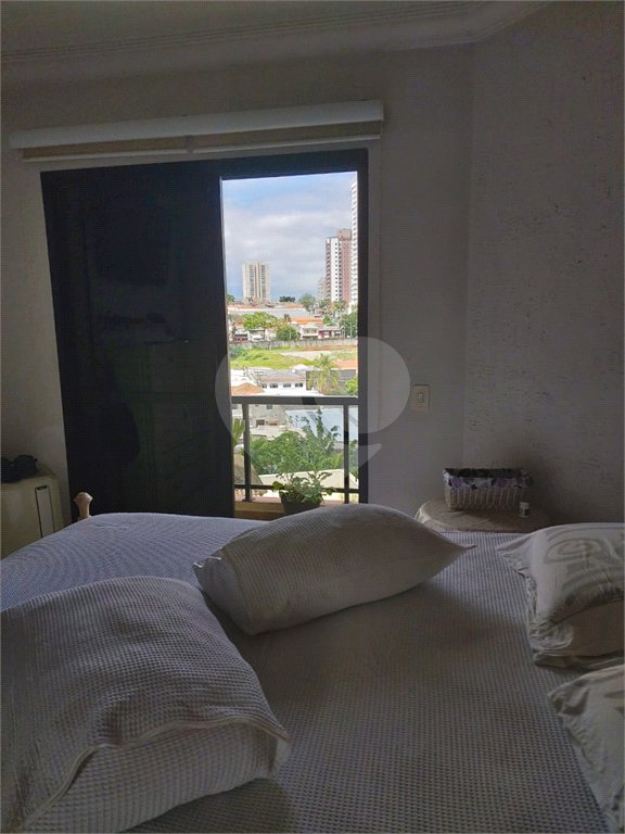 Apartamento à venda com 3 suítes em Vila Regente Feijó, São Paulo, SP