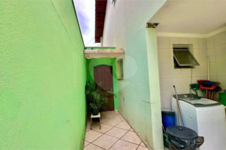 Casa à venda com 3 quartos, sendo 1 suíte, no condomínio San Siro, Jundiaí - SP