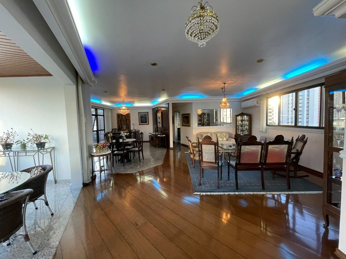 Apartamento com 4 dormitórios à venda, 290 m² por R$ 2.200.000,00 - Boqueirão - Santos/SP