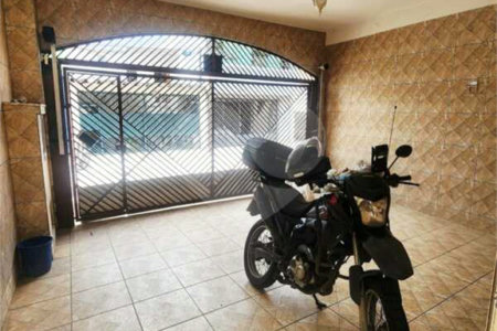 Sobrado à venda com 3 quartos, sendo 1 suíte, em Jardim das Vertentes, São Paulo, SP
