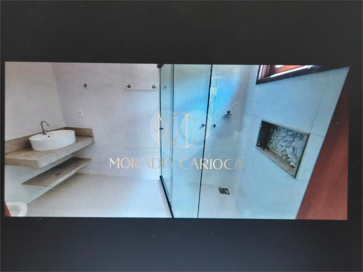 Terreno em condomínio à venda com 3 quartos, sendo 1 suíte, em Caravelas, Armação dos Búzios, RJ