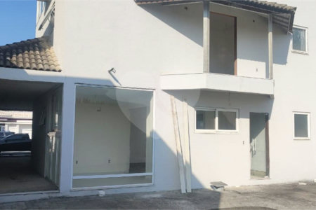 Casa à venda com 3 suítes em Campo Grande, Rio de Janeiro, RJ