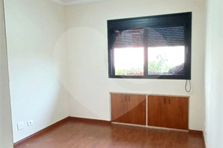 Apartamento à venda com 3 quartos, sendo 1 suíte,  em Lar São Paulo, São Paulo, SP