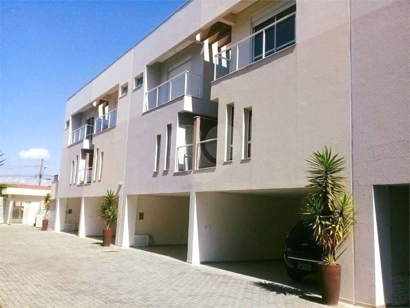 Casa à venda com 3 quartos, sendo 1 suíte, no condomínio Firenze, Sorocaba - SP
