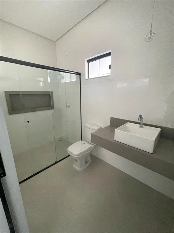 Casa à venda com 3 quartos, sendo 1 suíte, em Loteamento Jardim Europa, Balsas, MA