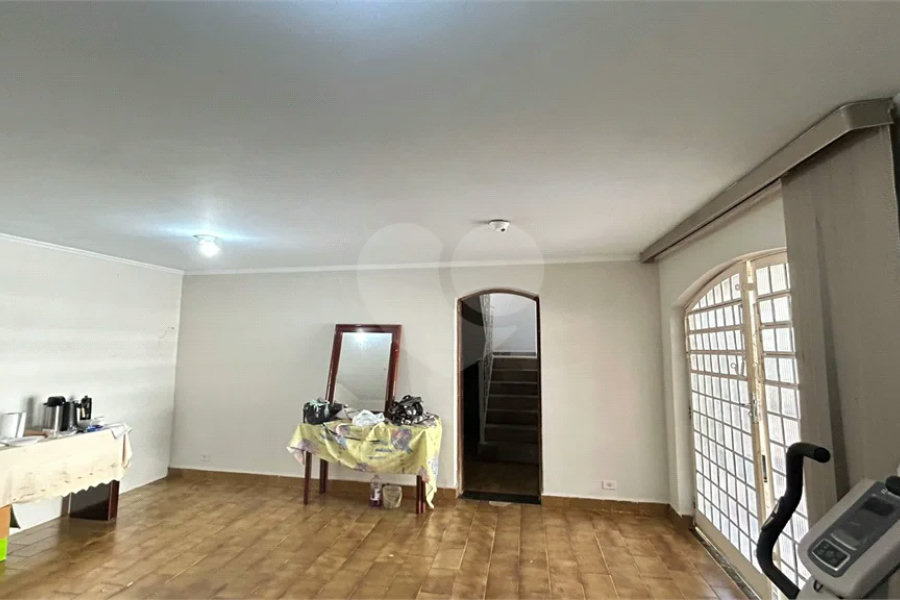 Venda Casa com 4 Dormitórios no Parque Santa Cecília