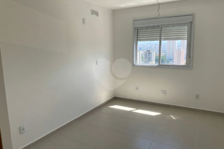Apartamento à venda com 3 quartos, sendo 1 suíte, em Vila Zilda, São Paulo, SP