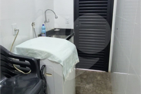 Casa à venda com 3 quartos, sendo 1 suíte, no condomínio Villas Mabel, Ribeirão Preto - SP
