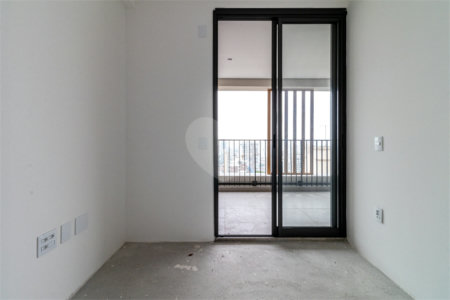 Apartamento à venda com 3 quartos, sendo 1 suíte, em Vila Mariana, São Paulo, SP