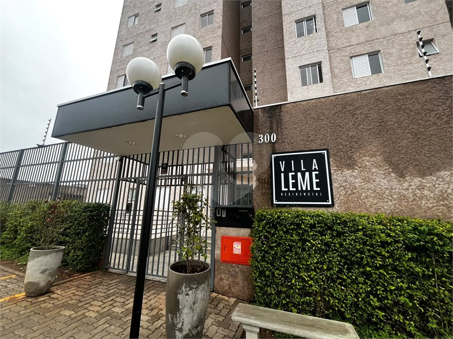 Apartamento à venda com 2 quartos em Vila Asem, Itapetininga, SP