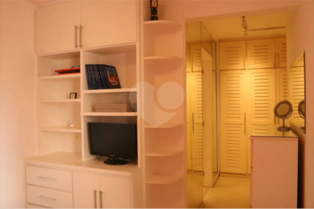 Apartamento à venda com 3 quartos, sendo 1 suíte, em Perdizes, São Paulo, SP