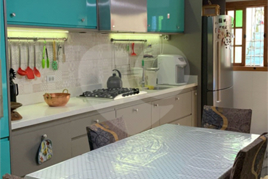 Casa Térrea à venda com 3 quartos, sendo 1 suíte, em Horto, São Paulo, SP
