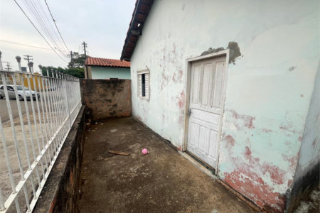 Casa à venda com 1 quarto em Vila Camarão, Itapetininga, SP