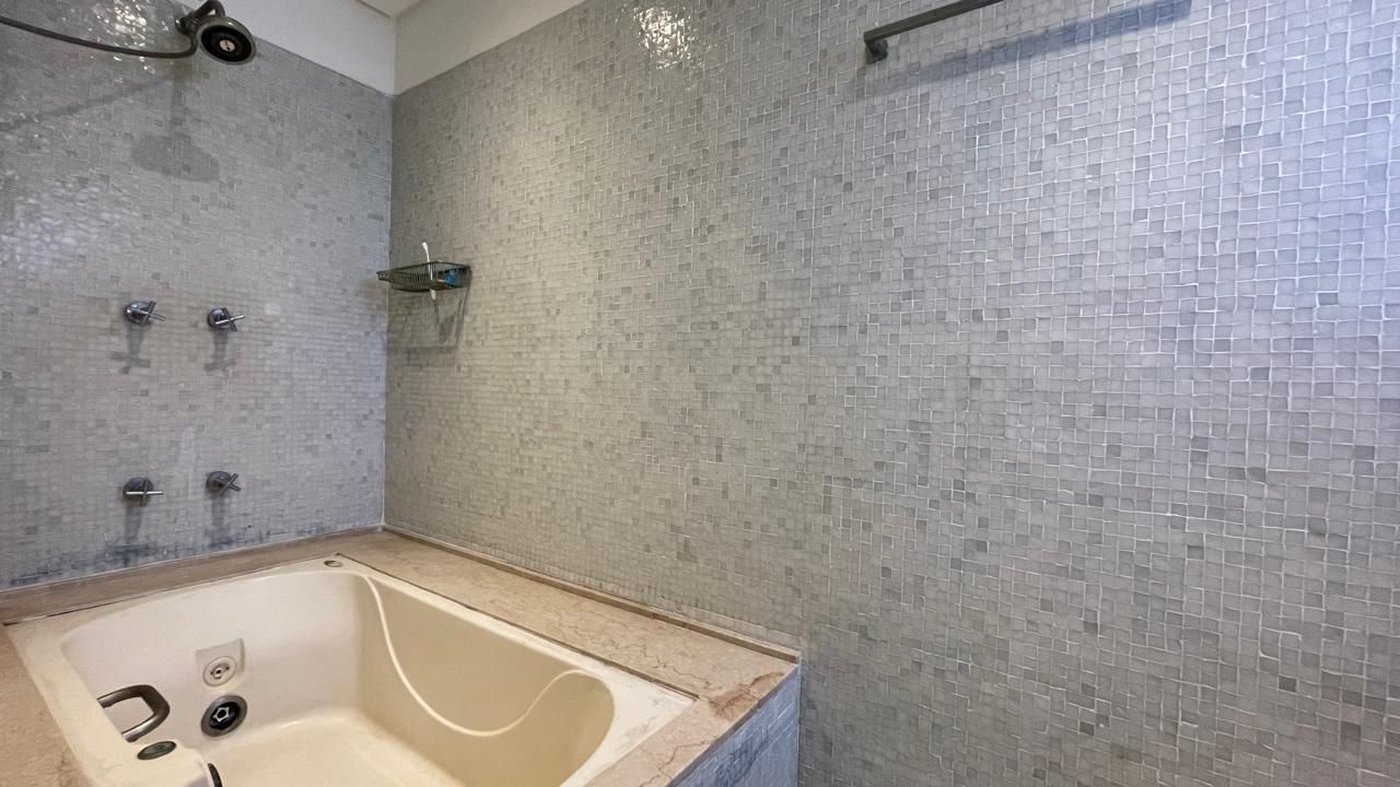 Cobertura com 3 dormitórios à venda, 437 m² por R$ 4.799.999,99 - Gonzaga - Santos/SP