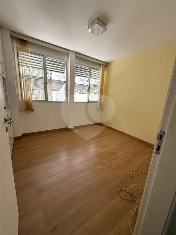 Triplex à venda ou para alugar com 3 suítes em Vila Suzana, São Paulo, SP