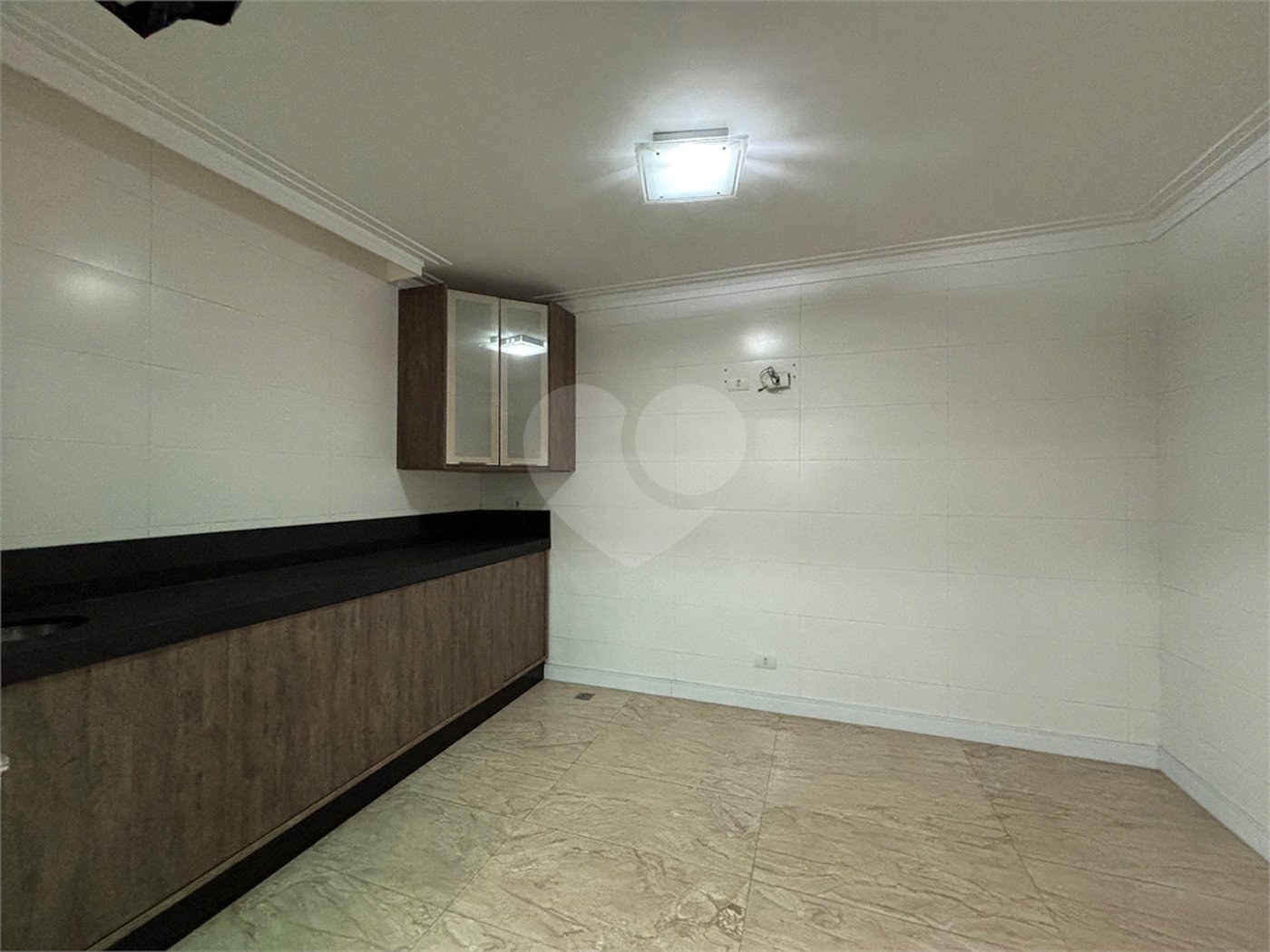 Casa à venda com 3 quartos, sendo 1 suíte,  em Jardim Santa Mena, Guarulhos, SP