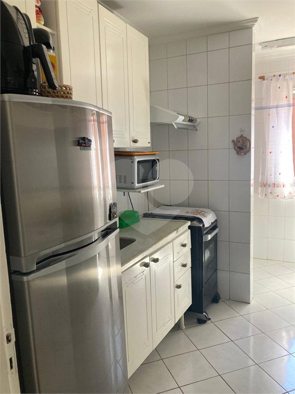 Apartamento à venda com 2 quartos, sendo 1 suíte,  em Jardim Flor da Montanha, Guarulhos, SP