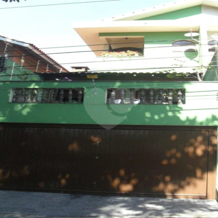 Casa à venda com 3 quartos, sendo 1 suíte,  em Jardim das Vertentes, São Paulo, SP