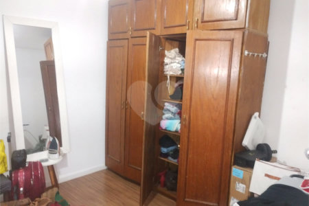 Sobrado à venda com 2 quartos em Jardim Sabará, São Paulo, SP
