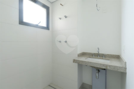 Apartamento à venda com 3 quartos, sendo 2 suítes,  em Brooklin, São Paulo, SP