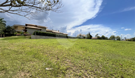 Terreno à venda no condomínio Residencial Saint Charbel, Araçoiaba da Serra - SP