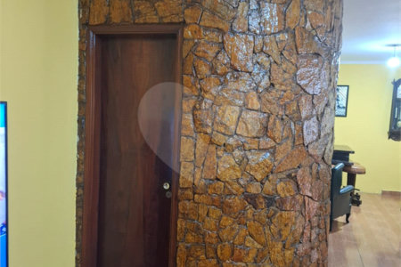 Casa à venda com 4 quartos, sendo 3 suítes,  no Centro, Indaiatuba, SP