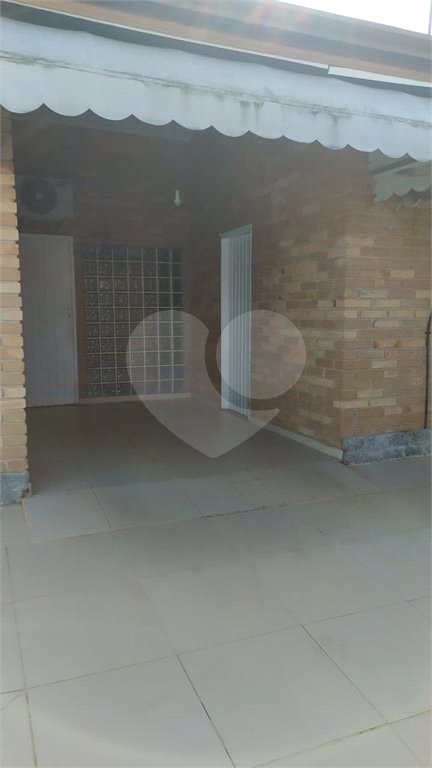 Casa Térrea à venda com 3 quartos, sendo 1 suíte, em Vila Atlântica, Caraguatatuba, SP