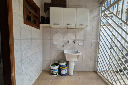 Sobrado à venda com 3 quartos, sendo 1 suíte,  em Vila Fiat Lux, São Paulo, SP