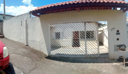 Casa à venda com 3 quartos em Jardim Maria Trindade, São Roque, SP