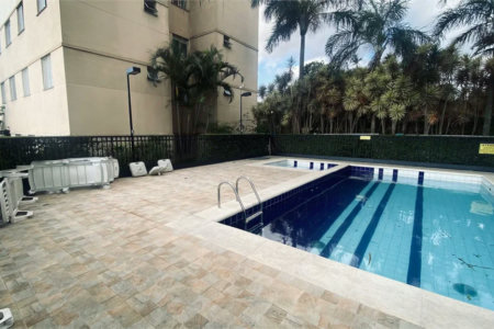 Apartamento à venda com 2 quartos em Rio Pequeno, São Paulo, SP