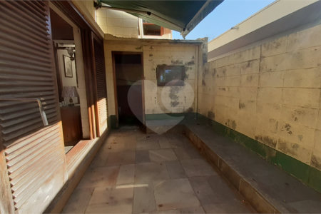 Casa à venda com 3 quartos, sendo 1 suíte, em Alto da Boa Vista, São Paulo, SP