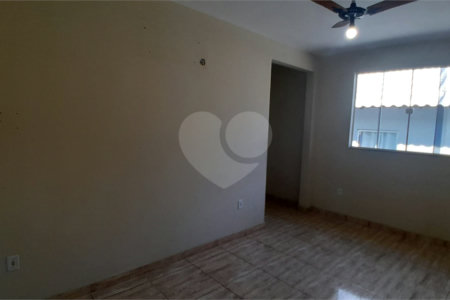 Casa à venda com 2 quartos, sendo 1 suíte, em Campo Grande, Rio de Janeiro, RJ
