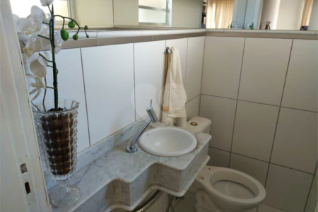 Apartamento Cobertura no Condomínio Spazio Monte Cristo.