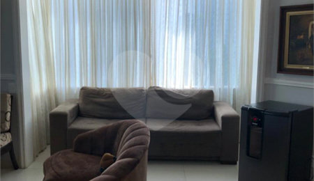 Apartamento à venda com 3 quartos, sendo 1 suíte,  em Vila Azevedo, São Paulo, SP