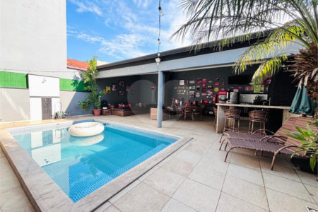 Casa à venda com 4 quartos, sendo 2 suítes, no condomínio Carmen Blanco, Sorocaba - SP