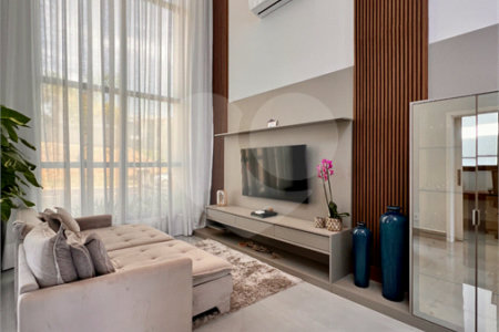 Casa à venda com 3 suítes no condomínio Residencial Mont'alcino, Valinhos - SP