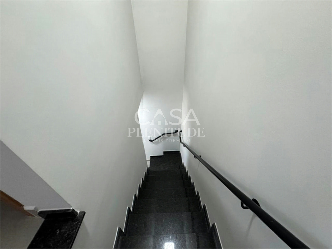 Sobrado à venda com 2 quartos em Wanel Ville, Sorocaba, SP