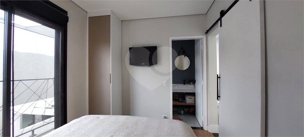 Casa à venda ou para alugar com 4 suítes no condomínio Figueira Garden, Atibaia - SP