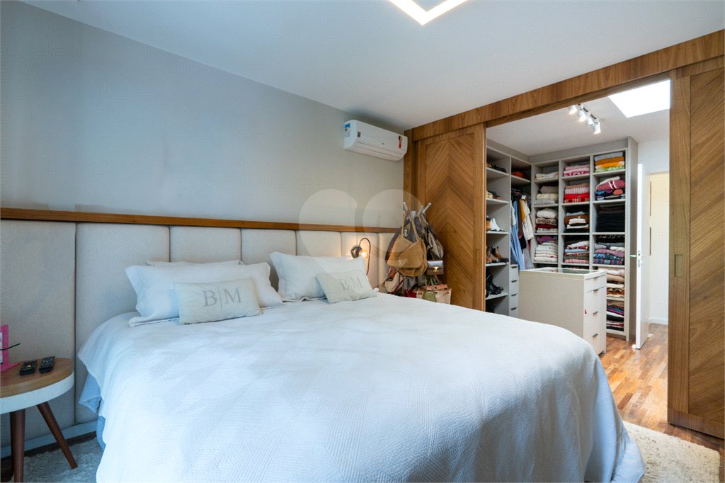 Casa à venda com 3 suítes no condomínio Modernne, São Paulo - SP