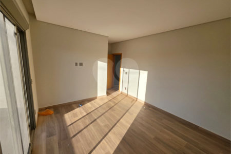 Casa sobrado 3 suítes com piscina Parque Faber IV