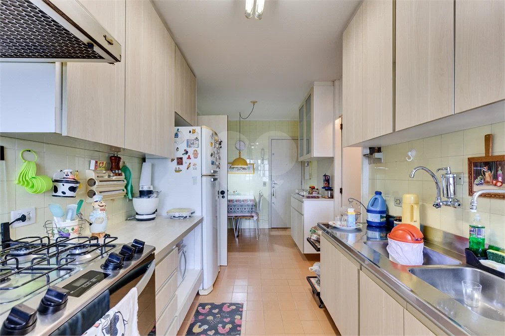 Apartamento à venda com 4 quartos, sendo 1 suíte, em Jardim Marajoara, São Paulo, SP