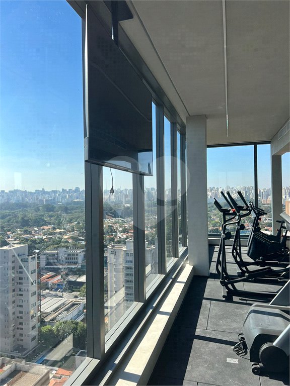 Apartamento à venda com 1 quarto em Moema, São Paulo, SP